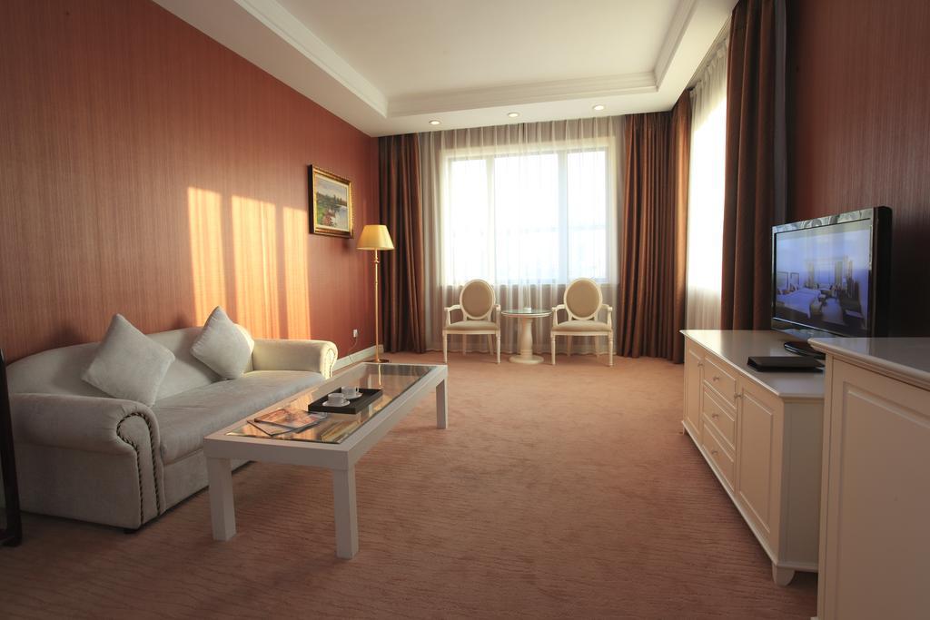 Shanghai Eiffelton Hotel Extérieur photo