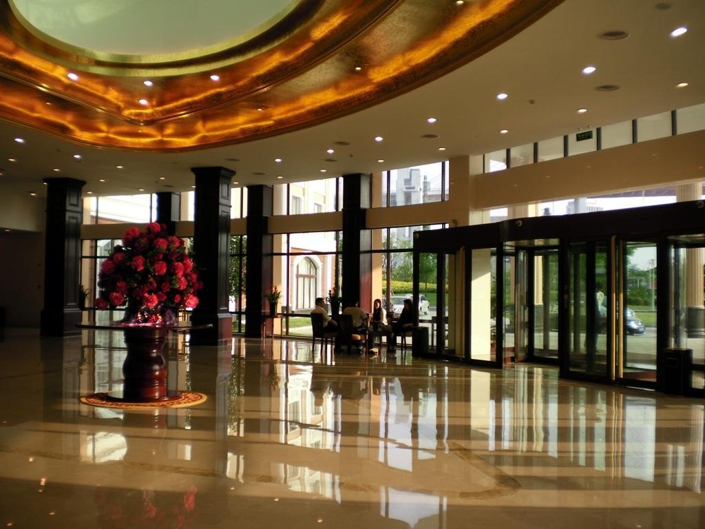 Shanghai Eiffelton Hotel Extérieur photo